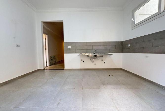 70373972 - صورة العقار 3