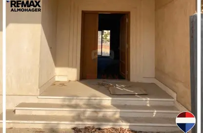 Villa - 5 Bedrooms - 6 Bathrooms for sale in Alma - 2nd District - Sheikh Zayed City - Giza