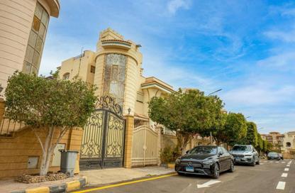 منزل مزدوج - 5 غرف نوم - 4 حمامات للبيع في جولدن هايتس - المستثمرين الشمالية - مدينة القاهرة الجديدة - القاهرة