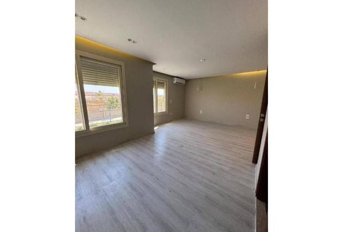 8668347 - Property Image 2