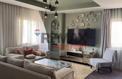 Apartment - 3 Bedrooms - 3 Bathrooms for rent in October Plaza - 6 October Compounds - 6 October City - Giza