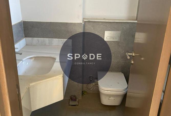 8695000 - Property Image 3