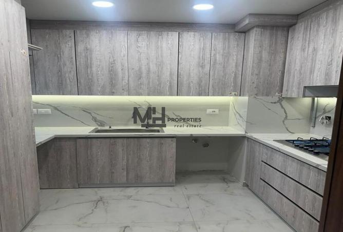 56263815 - Property Image 3