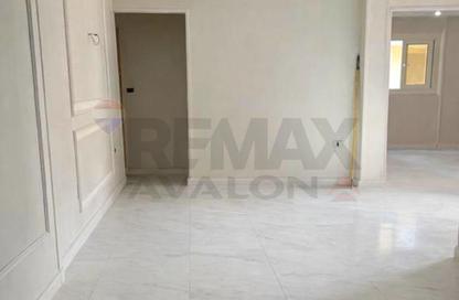 Apartment - 3 Bedrooms - 1 Bathroom for sale in Smouha - Hay Sharq - Alexandria