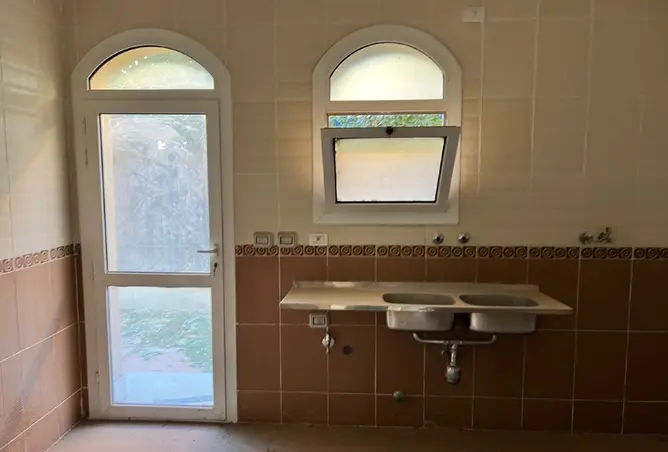 111630500 - Property Image 3