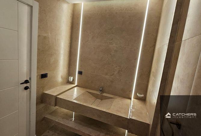 68795897 - Property Image 3