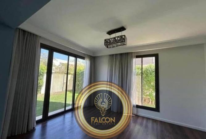 8702500 - Property Image 3