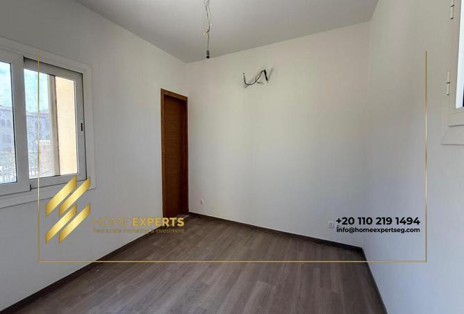 8700659 - Property Image 2