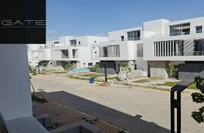 تاون هاوس - 4 غرف نوم - 6 حمامات للبيع في جولز - طريق مصر اسكندرية الصحراوي - مدينة 6 أكتوبر - الجيزة