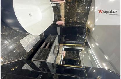 Apartment - 3 Bedrooms - 2 Bathrooms for sale in Hyde Park - New Cairo City - Cairo