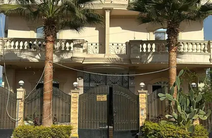 شقة - 3 غرف نوم - 2 حمامات للبيع في الحي الاول - التجمع الخامس - مدينة القاهرة الجديدة - القاهرة