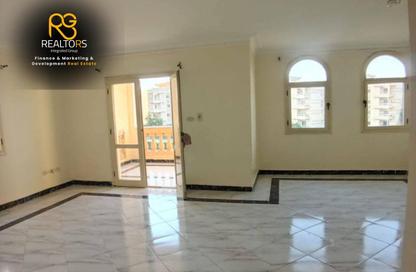 Apartment - 3 Bedrooms - 1 Bathroom for sale in Gamal Abdel-Nasser Axis - 6 October City - Giza