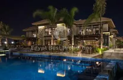 فيلا - 8 غرف نوم - 8 حمامات للبيع في سوان ليك قطامية - التجمع الاول - مدينة القاهرة الجديدة - القاهرة