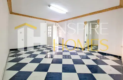 Apartment - 2 Bedrooms - 1 Bathroom for sale in Smouha - Hay Sharq - Alexandria