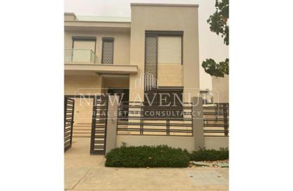 Villa - 4 Bedrooms - 5 Bathrooms for sale in The Address East - 90 Street - The 5th Settlement - New Cairo City - Cairo
