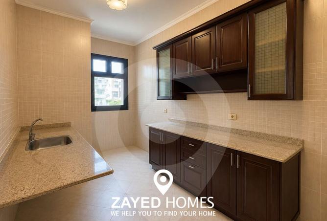 87208507 - Property Image 2