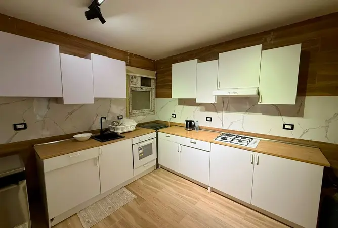 104596272 - Property Image 2