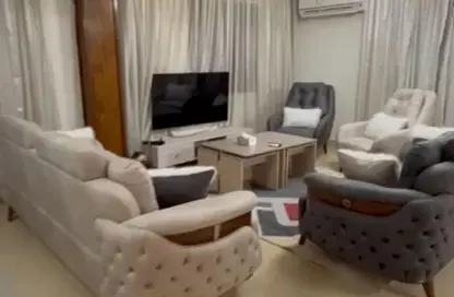 Apartment - 3 Bedrooms - 2 Bathrooms for rent in Mohamed Hassanein Heikal St. - 6th Zone - Nasr City - Cairo