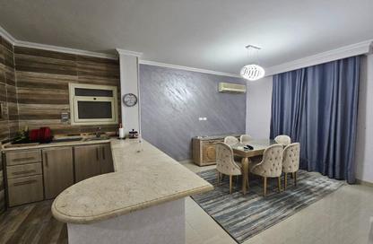 Apartment - 2 Bedrooms - 2 Bathrooms for rent in Mostashareen - North Investors Area - New Cairo City - Cairo