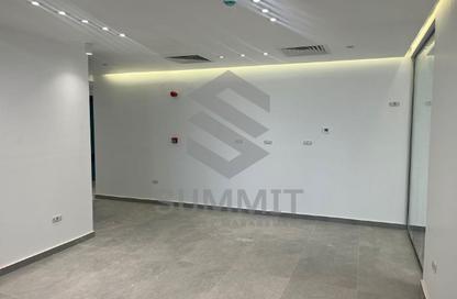 Office Space - Studio - 1 Bathroom for rent in Hyde Park Business District Mall - South Teseen St. - The 5th Settlement - New Cairo City - Cairo