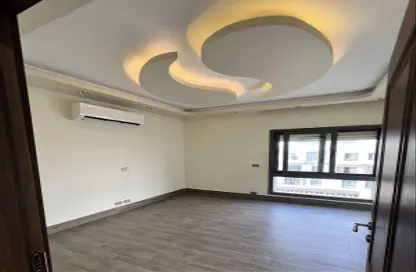 Duplex - 4 Bedrooms - 3 Bathrooms for rent in Sodic East - 6th District - New Heliopolis - Cairo