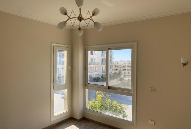 93807558 - Property Image 2