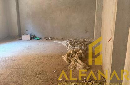 Full Floor - 7+ Bedrooms - 7 Bathrooms for sale in Street 17 - District 5 - The 5th Settlement - New Cairo City - Cairo