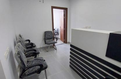 Clinic - Studio - 1 Bathroom for rent in Tabarak - Zahraa El Maadi - Hay El Maadi - Cairo