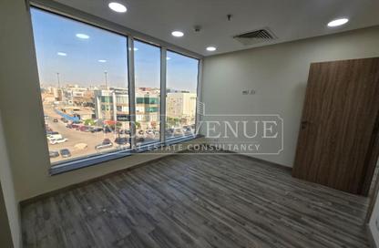 Office Space - Studio - 2 Bathrooms for rent in Trivium Square - North Teseen St. - The 5th Settlement - New Cairo City - Cairo
