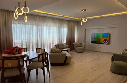 شقة - 3 غرف نوم - 3 حمامات للايجار في ليك فيو - كمبوندات التجمع الخامس - التجمع الخامس - مدينة القاهرة الجديدة - القاهرة