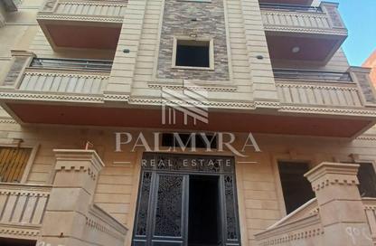 Apartment - 3 - 2 for sale in 4th District - 6 October City - Giza