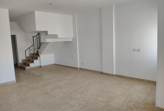 70107103 - Property Image 2