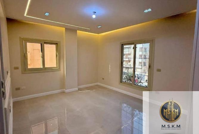 55942342 - Property Image 2