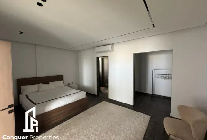 98010854 - Property Image 3