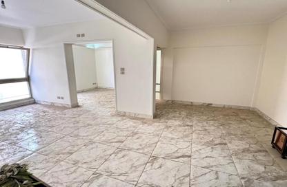 Apartment - 3 Bedrooms - 2 Bathrooms for sale in Ahmed Shawky St. - Mustafa Kamel - Hay Sharq - Alexandria