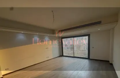 شقة - 4 غرف نوم - 3 حمامات للبيع في فيلدج ويست - كمبوندات الشيخ زايد - الشيخ زايد - الجيزة