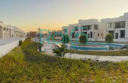 Townhouse - 4 Bedrooms - 4 Bathrooms for sale in Lake West - Sheikh Zayed Compounds - Sheikh Zayed City - Giza Townhouse - 4 Bedrooms - 4 Bathrooms for sale in Lake West - Sheikh Zayed Compounds - Sheikh Zayed City - Giza