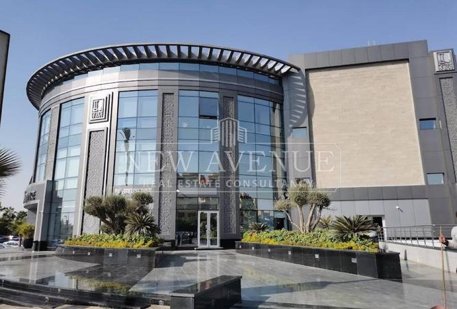 98002428 - Property Image 3