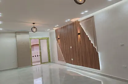 شقة - 3 غرف نوم - 3 حمامات للبيع في البوابة الرابعة - مينا - حدائق الاهرام - الجيزة