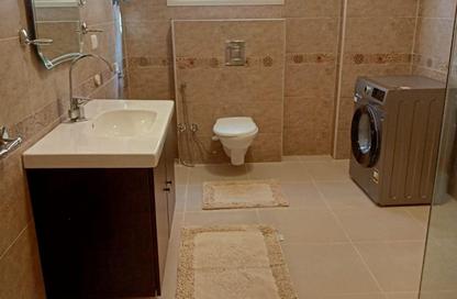 Apartment - 2 Bedrooms - 2 Bathrooms for rent in Ganoob El Acadimia - New Cairo City - Cairo Apartment - 2 Bedrooms - 2 Bathrooms for rent in Ganoob El Acadimia - New Cairo City - Cairo