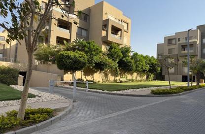 Apartment - Studio - 1 for sale in Palm Hills Village Gate - South Investors Area - New Cairo City - Cairo