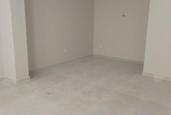 101484825 - Property Image 3