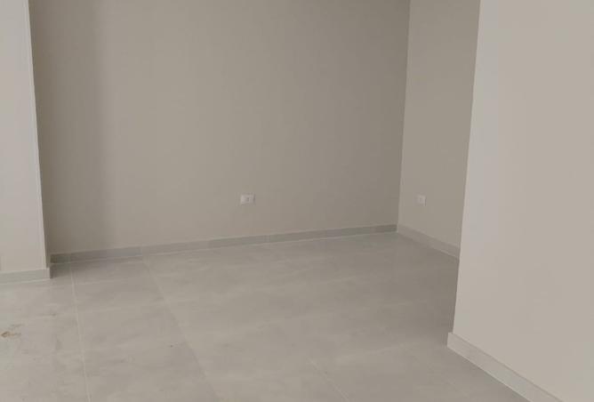 101484825 - Property Image 2