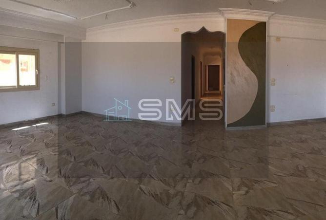 8620138 - Property Image 2