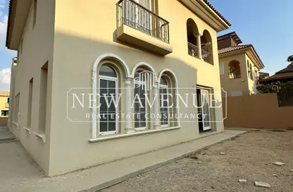 Villa - 4 Bedrooms - 4 Bathrooms for sale in Hyde Park - New Cairo City - Cairo