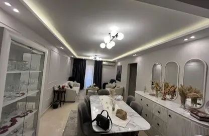 Apartment - 3 Bedrooms - 1 Bathroom for sale in Gardenia City Compound Nasr City - Zahraa Madinat Nasr - Nasr City - Cairo