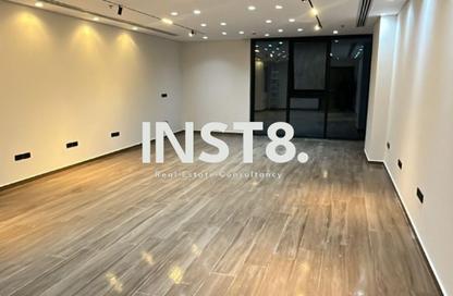 Office Space - Studio - 1 for rent in Hyde Park Business District Mall - South Teseen St. - The 5th Settlement - New Cairo City - Cairo