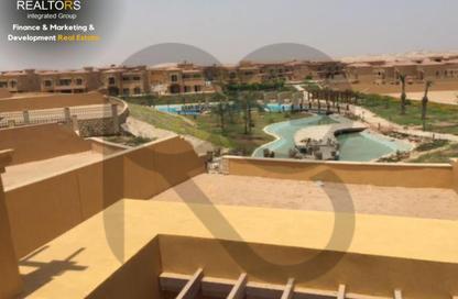 فيلا - 4 غرف نوم - 3 حمامات للبيع في رويال ميدوز - كمبوندات الشيخ زايد - الشيخ زايد - الجيزة