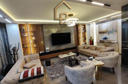 Twin House - 5 Bedrooms - 4 Bathrooms for sale in Etapa - Sheikh Zayed Compounds - Sheikh Zayed City - Giza