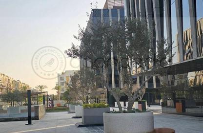 مساحات مكتبية - استوديو - 2 حمامات للايجار في سوديك ايست - الحي السادس - هليوبوليس الجديدة - القاهرة